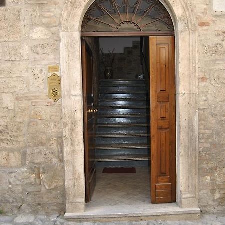 Il Ciclamino Bed And Breakfast Ascoli Piceno Eksteriør bilde