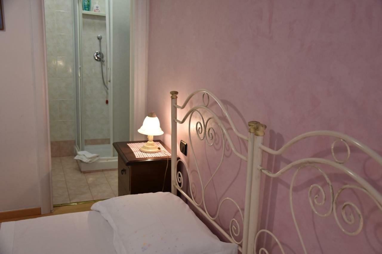 Il Ciclamino Bed And Breakfast Ascoli Piceno Eksteriør bilde